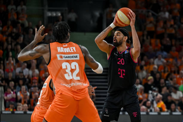 与此同时 与此同时