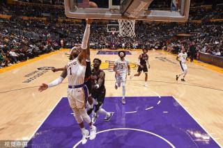 中国队在随 中国队在随